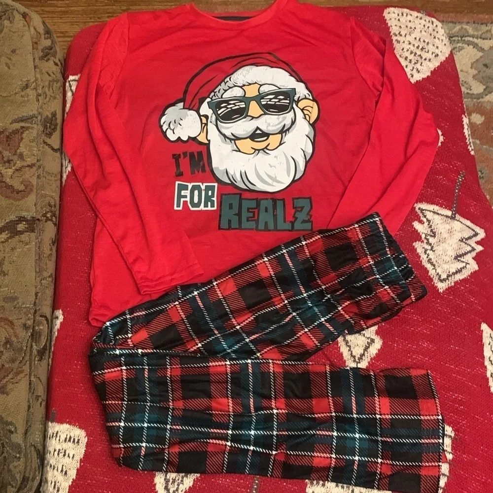 Boys 8/10 Christmas Santa Claus I’m for Realz Pajamas NEW